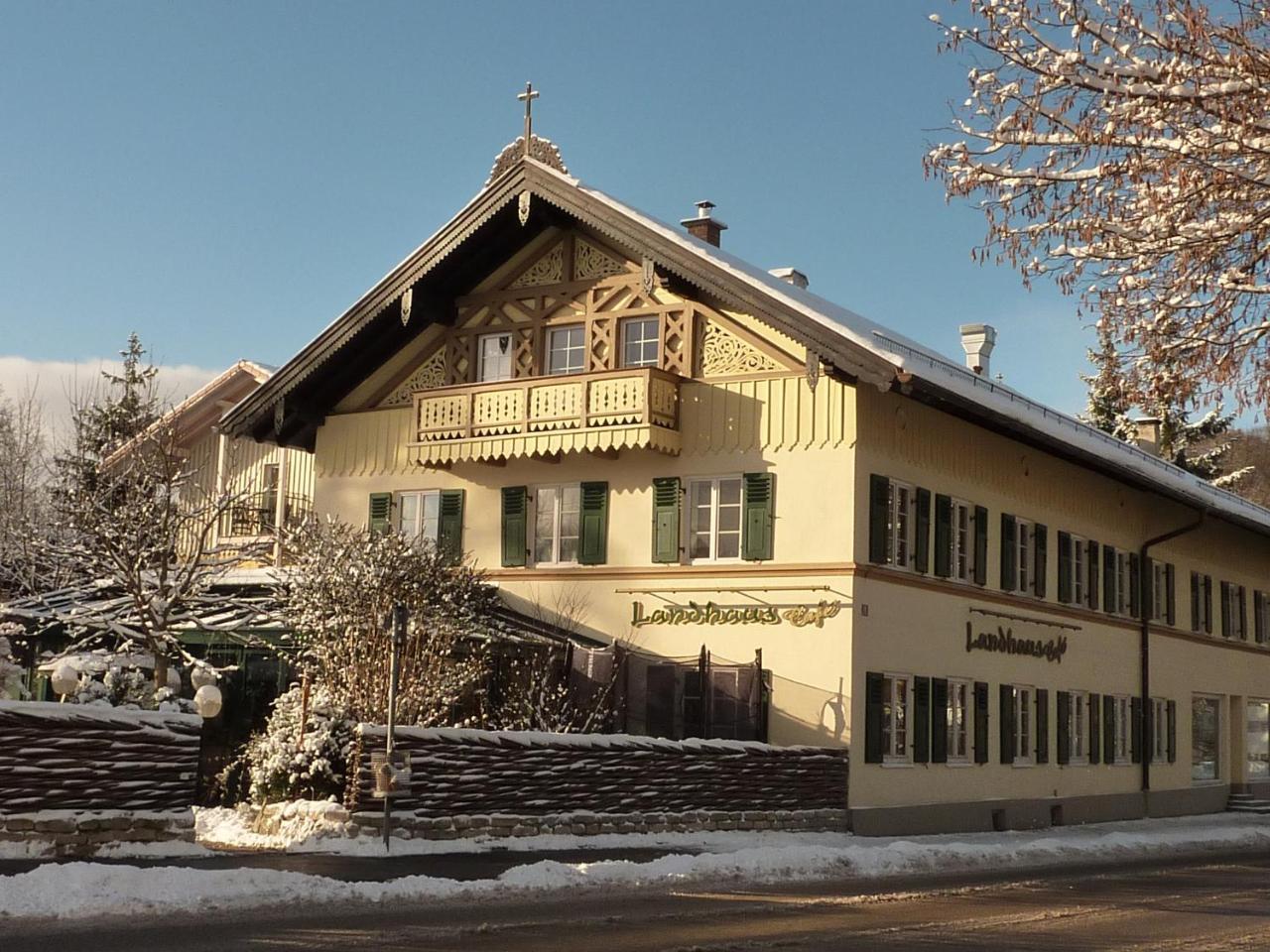Landhaus Hotel Wolfratshausen Exterior foto